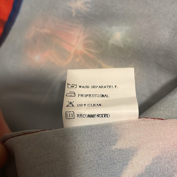 NWT Hawalili short sleeve button down colorful Christmas/Holiday shirt, size 2XL - Picture 14 of 14